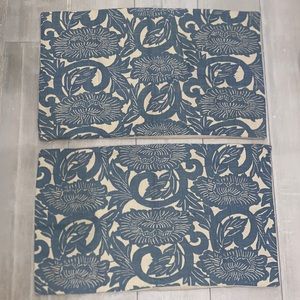 Pottery Barn Lumbar Pillow Covers - Set of two. Linen look.